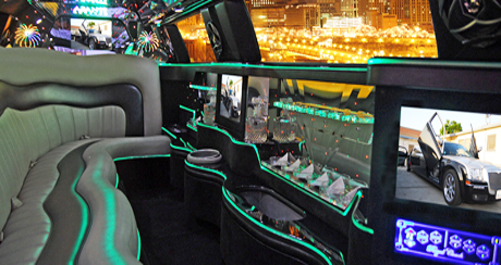 10-12 Passenger Chrysler Limos Inside